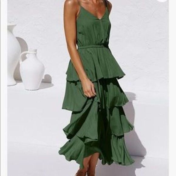 NEW Spaghetti Straps Tiered Ruffle Dress - Picture 1 of 3